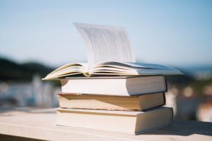 Apprendre le français LFE et les meilleurs livres pour progresser